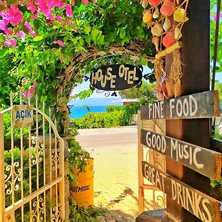 House Butik 4* Σμύρνη